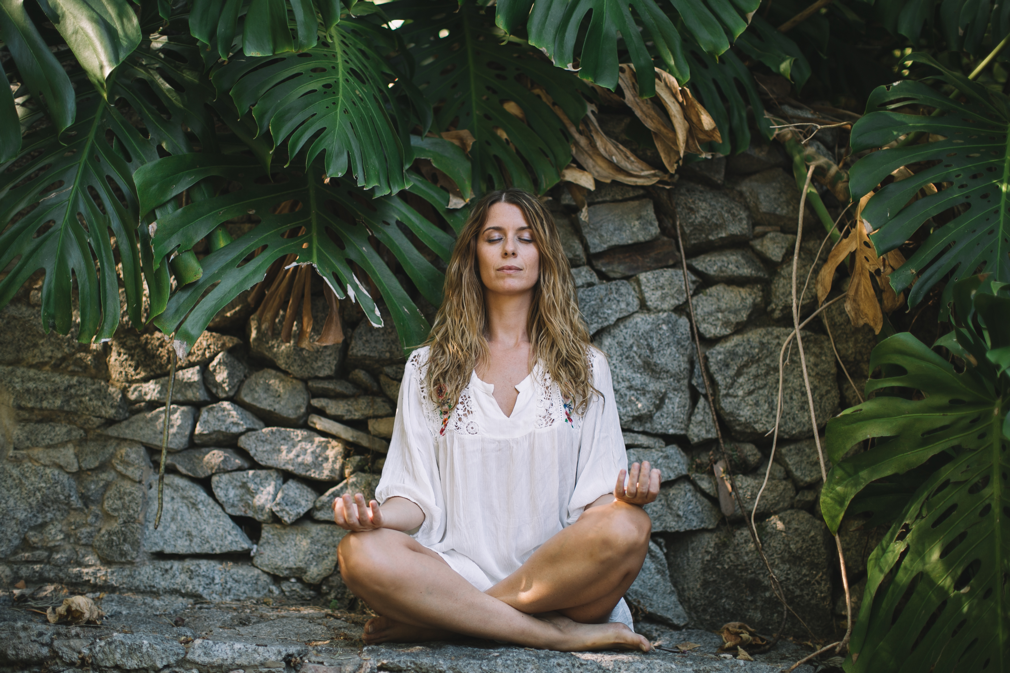 Aprende a trabalhar a tua energia feminina em 5 passos - Simply Flow by  F&aacute;tima Lopes